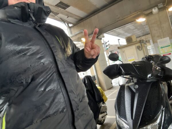 濡れたxシェルター防水防寒スーツ画像