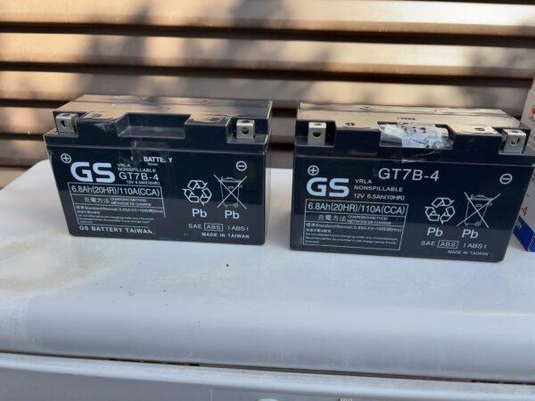 バッテリー新旧画像