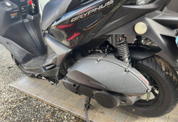 シグナスグリファスエアクリーナーボックス周辺画像