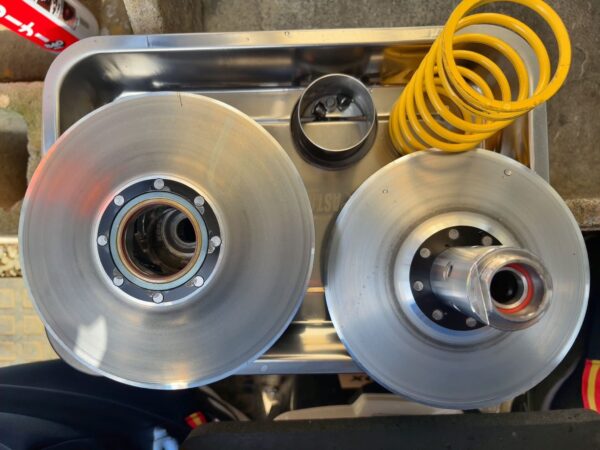 NCY 鍛造アルミセカンダリー12,652km使用画像