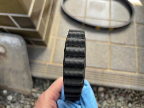 シグナスグリファス純正品Vベルト裏返し画像