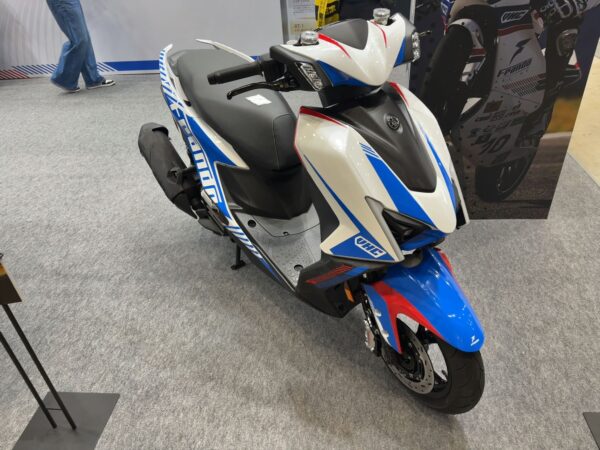 7型シグナスxFURANDOカスタム画像