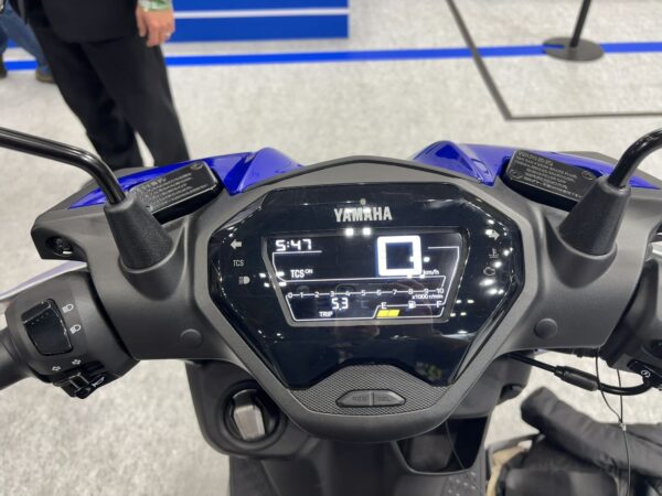 7型シグナスxメーターキーON画像