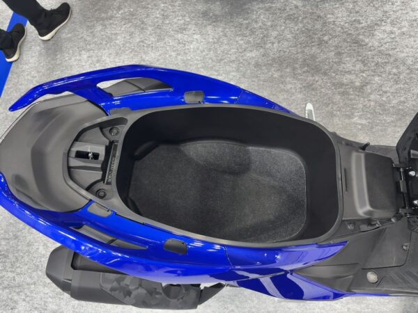 7型シグナスxシート下画像