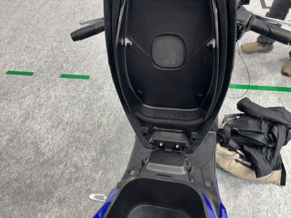 7型シグナスxシート裏画像