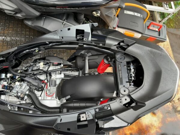 7型シグナスXグラブバーを外した画像