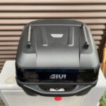 GIVI B32NB-ADV BOLD 未塗装ブラック グロッシーブラック（パネル）画像