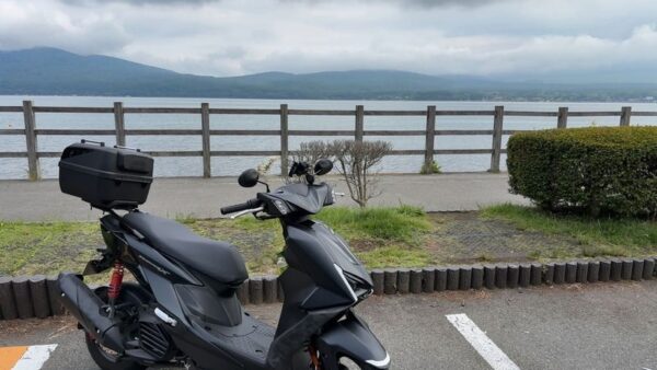 7型シグナスXと山中湖の画像